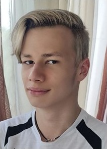 Лунін Максим