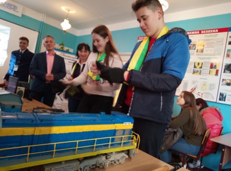 Залізничний орієнтир: вибір за тобою