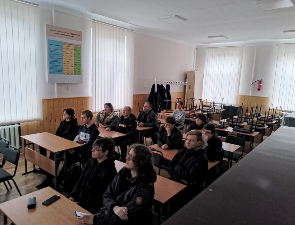 Дотримуючись багаторічної традиції, напередодні Дня енергетика в ВСП ЗМФК ЗНУ проведено тиждень циклової комісії Електромеханічних дисциплін — фото